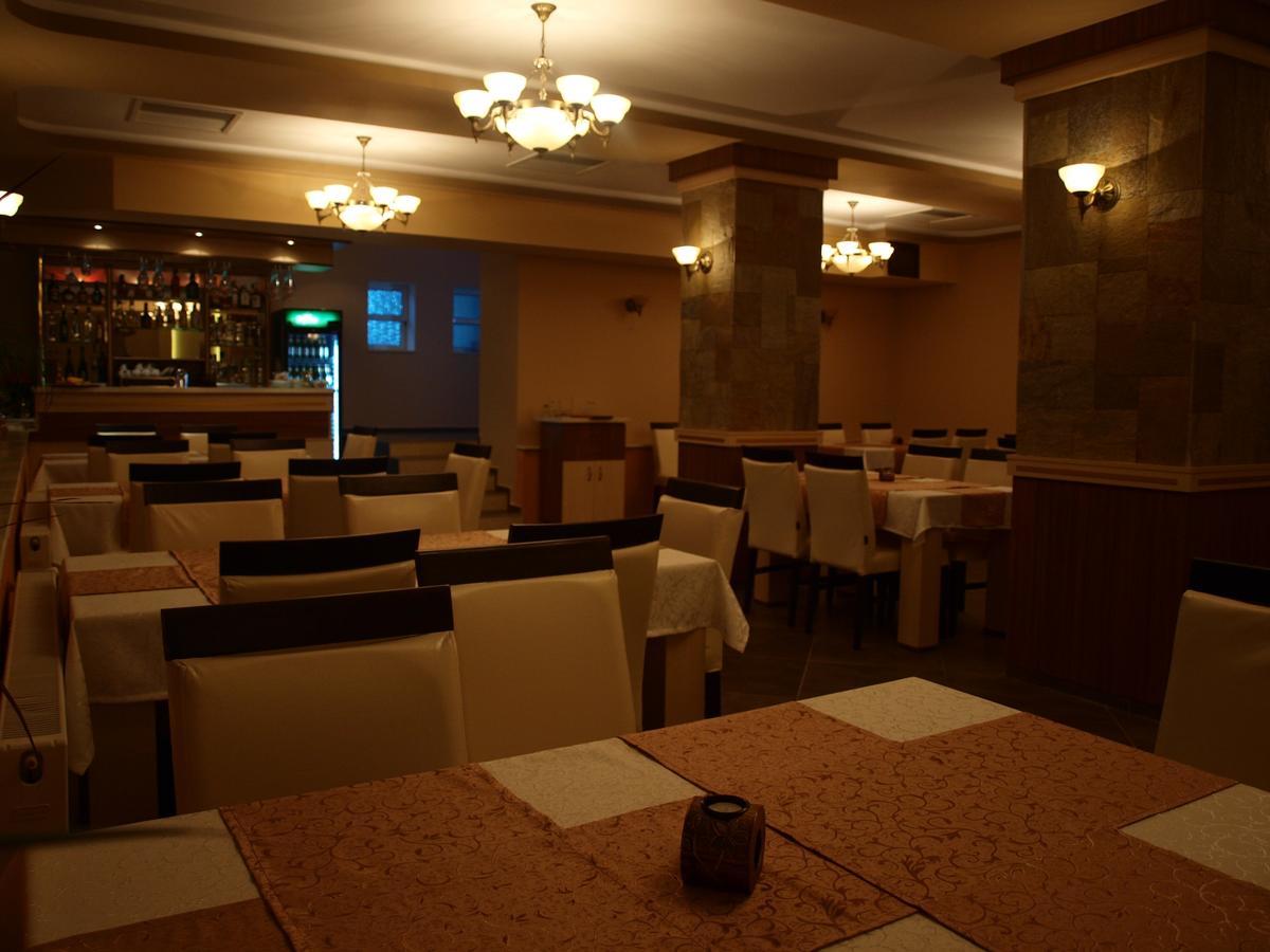 Hotel Mimoza Razgrad Eksteriør billede