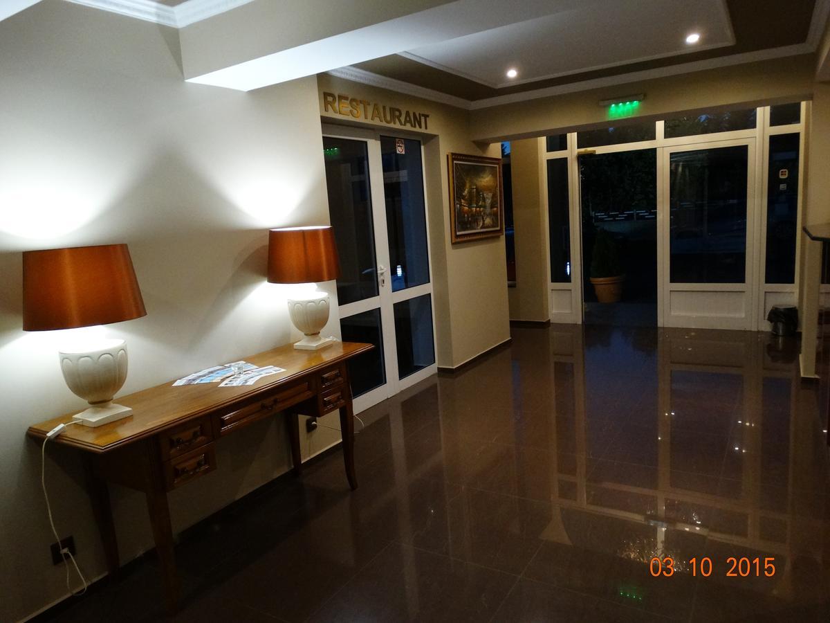 Hotel Mimoza Razgrad Eksteriør billede